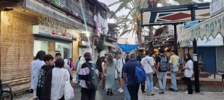 جولة تصويرية في حيفا بمشاركة عشرات الشباب والشابات من النقب والمثلث والجليل 